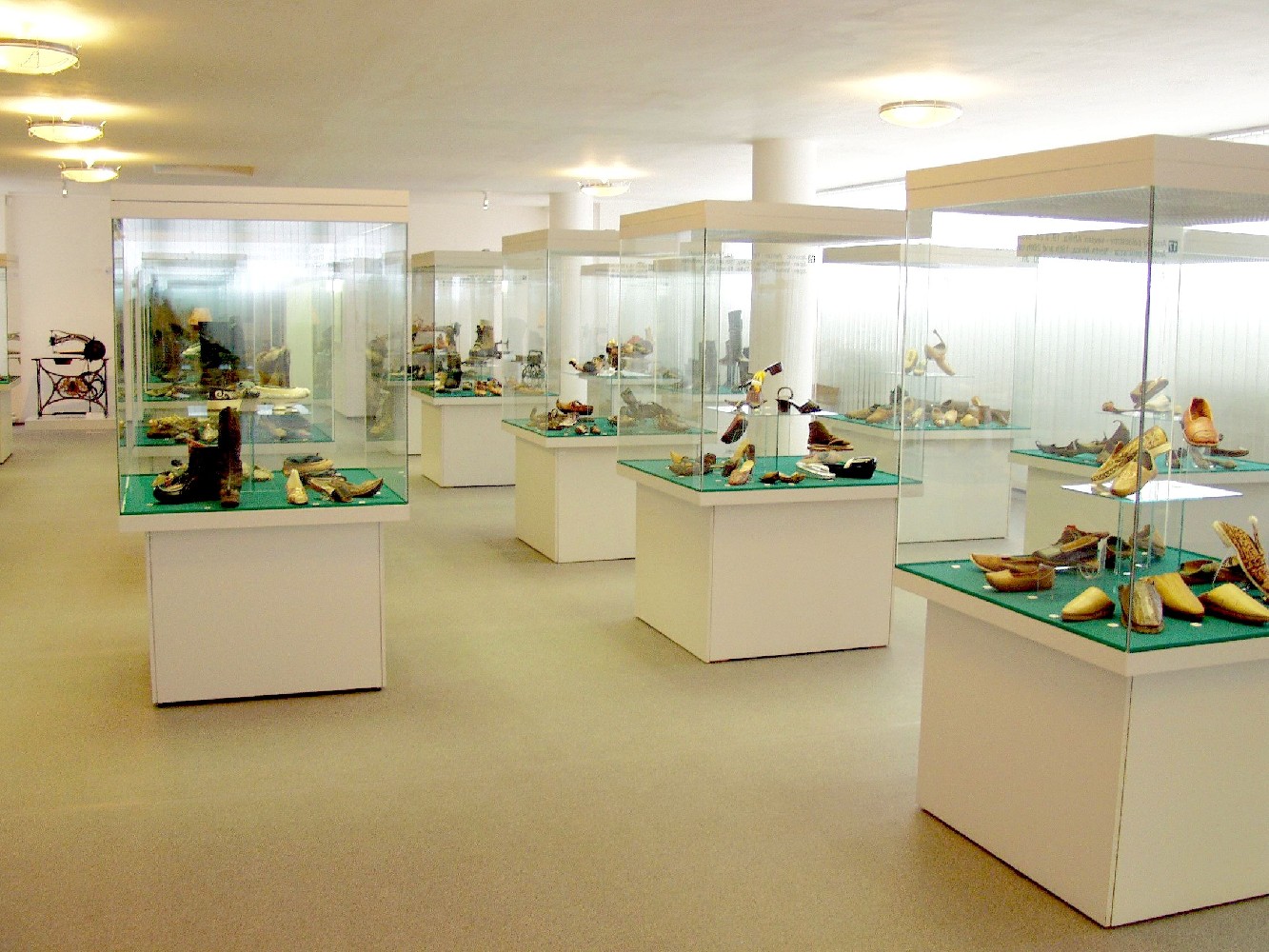MUZEUM OBUVI VE ZL�N�